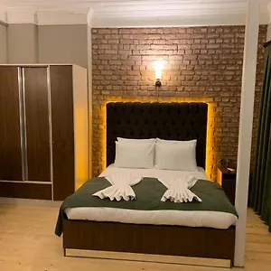  Otel Berfinn Besiktas