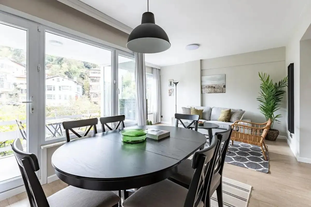 Renovu Premium Flats In Bosphorus Apartment Istanbul